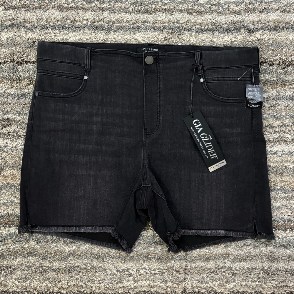 Liverpool Gia Glider Pull-On Shorts Sz 22W NWT | Liverpool Women Mini Shorts NWT